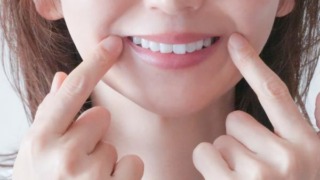 ホワイトニングは清潔感